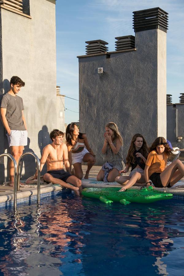 Residencia Estudiantes Onix Apartment Barcelona Luaran gambar