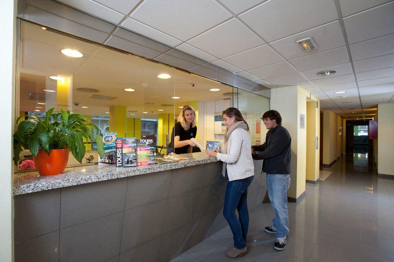 Residencia Estudiantes Onix Apartment Barcelona Luaran gambar